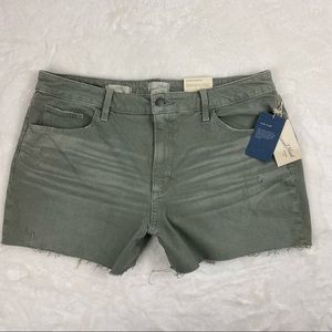 Universal Thread NWT Womens Shorts Size 16 Green Denim Vintage Midi 4" Stretch